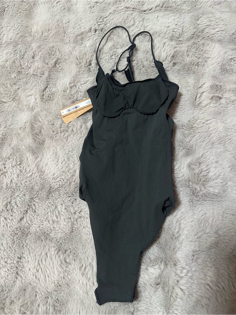 NWT SKIMS SHEER SEAMLESS THONG BODYSUIT Size Small color Onxy
